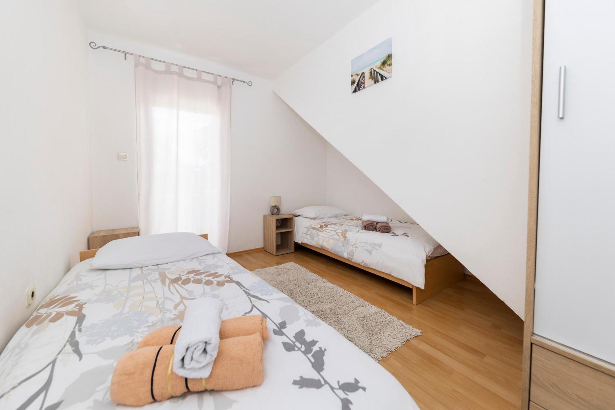 Ferienwohnung Ap Orion Zadar Exterior foto
